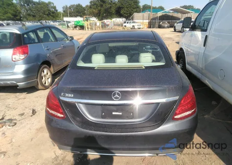 2015 Mercedes-Benz C 300 from USA, damaged, VIN 55SWF4JB0FU067660